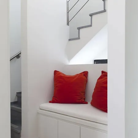 Rosier 10 Bed & Breakfast 3*